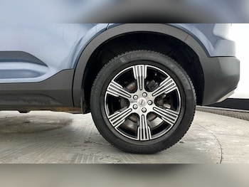 Used Volvo XC40 2021 for sale - 76800539: Photo