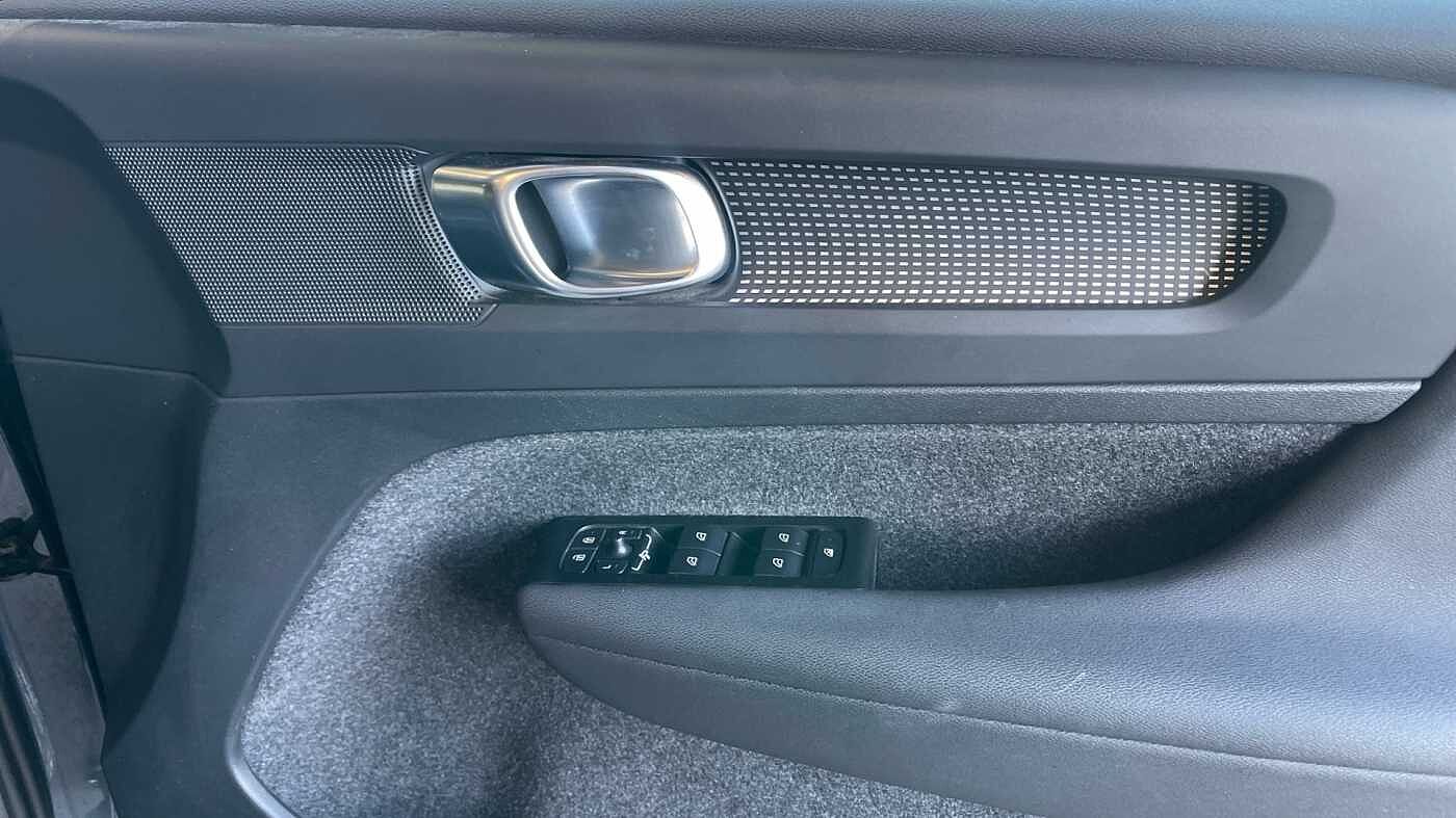 Used Volvo XC40 2021 for sale - 76539569: Photo 23