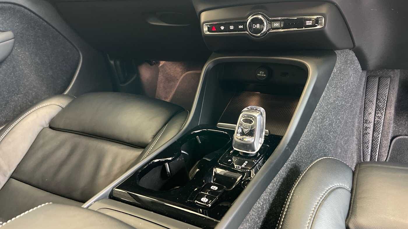 Used Volvo XC40 2021 for sale - 76327855: Photo 21