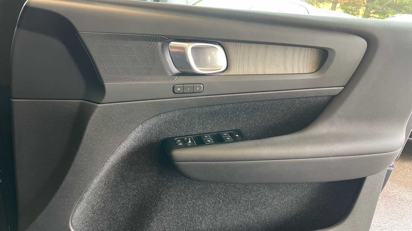 Used Volvo XC40 2021 for sale - 76327855: Photo 23