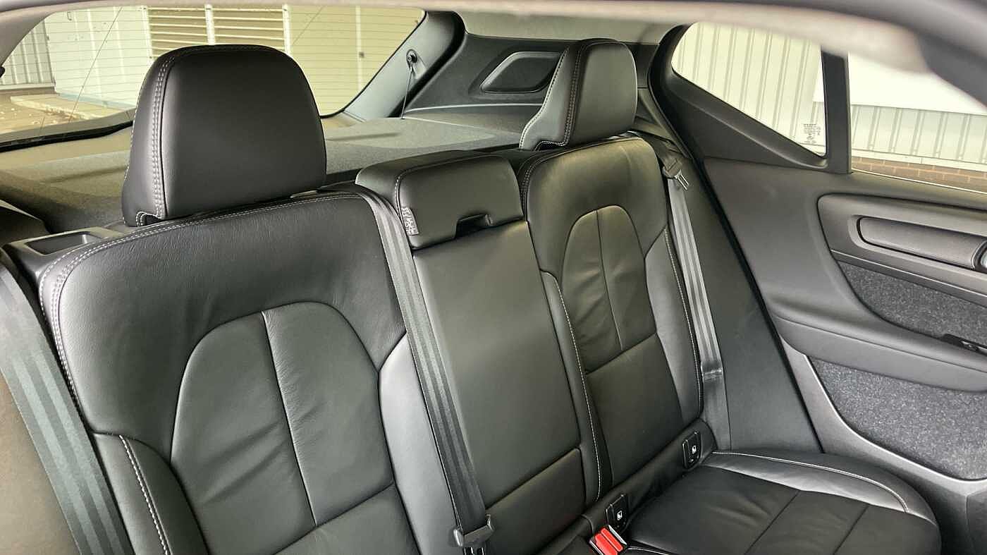 Used Volvo XC40 2021 for sale - 76327855: Photo 6