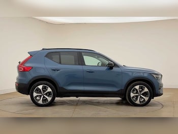 Used Volvo XC40 2023 for sale - 79397028: Photo