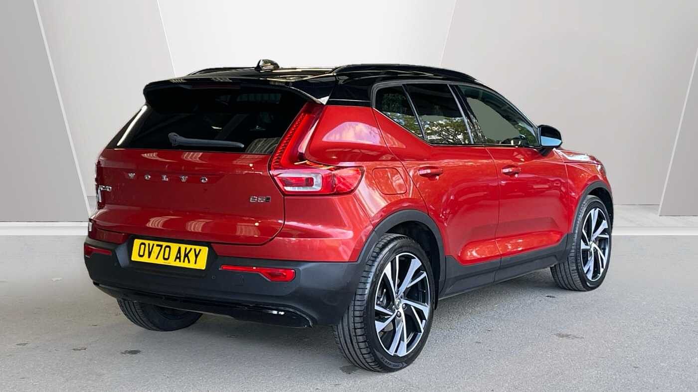 Used Volvo XC40 2020 for sale - 76033209: Photo 2
