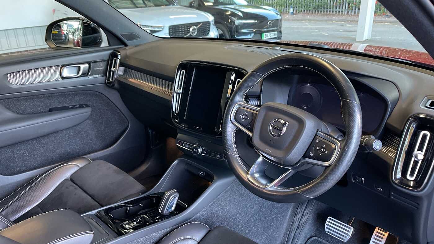 Used Volvo XC40 2020 for sale - 76033209: Photo 4