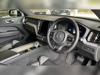 Used Volvo XC60 2023 for sale - 79603173: Photo