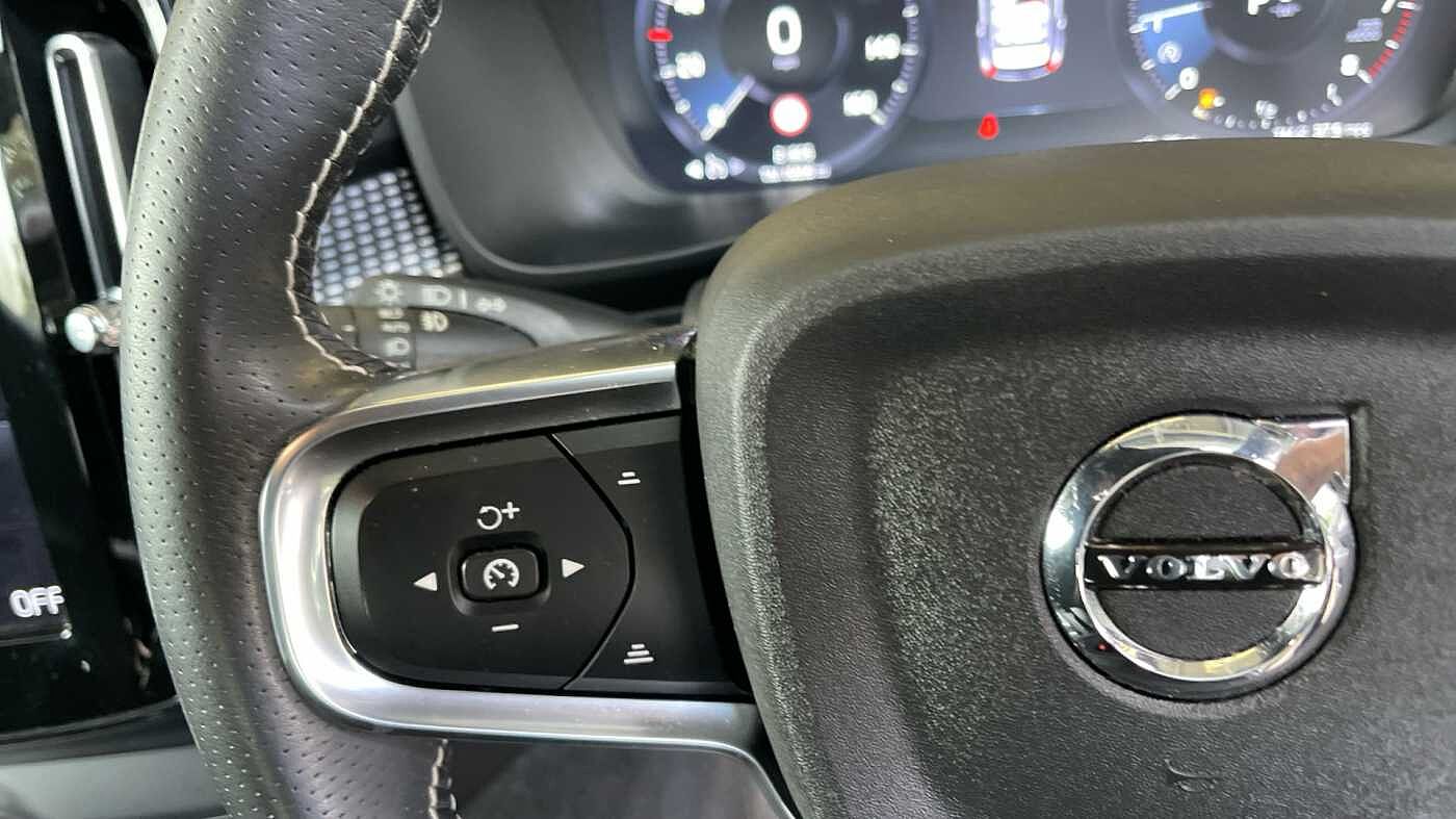 Used Volvo XC40 2021 for sale - 77388465: Photo 19