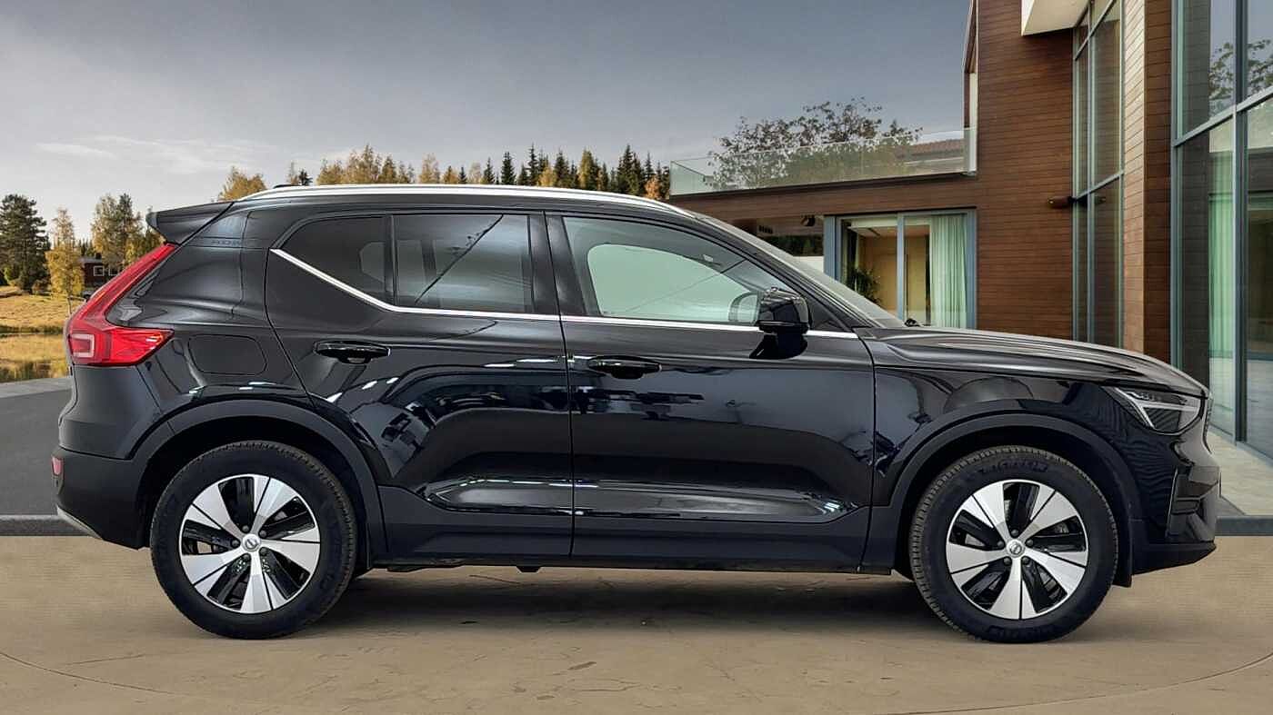 Used Volvo XC40 2022 for sale - 77218285: Photo 2