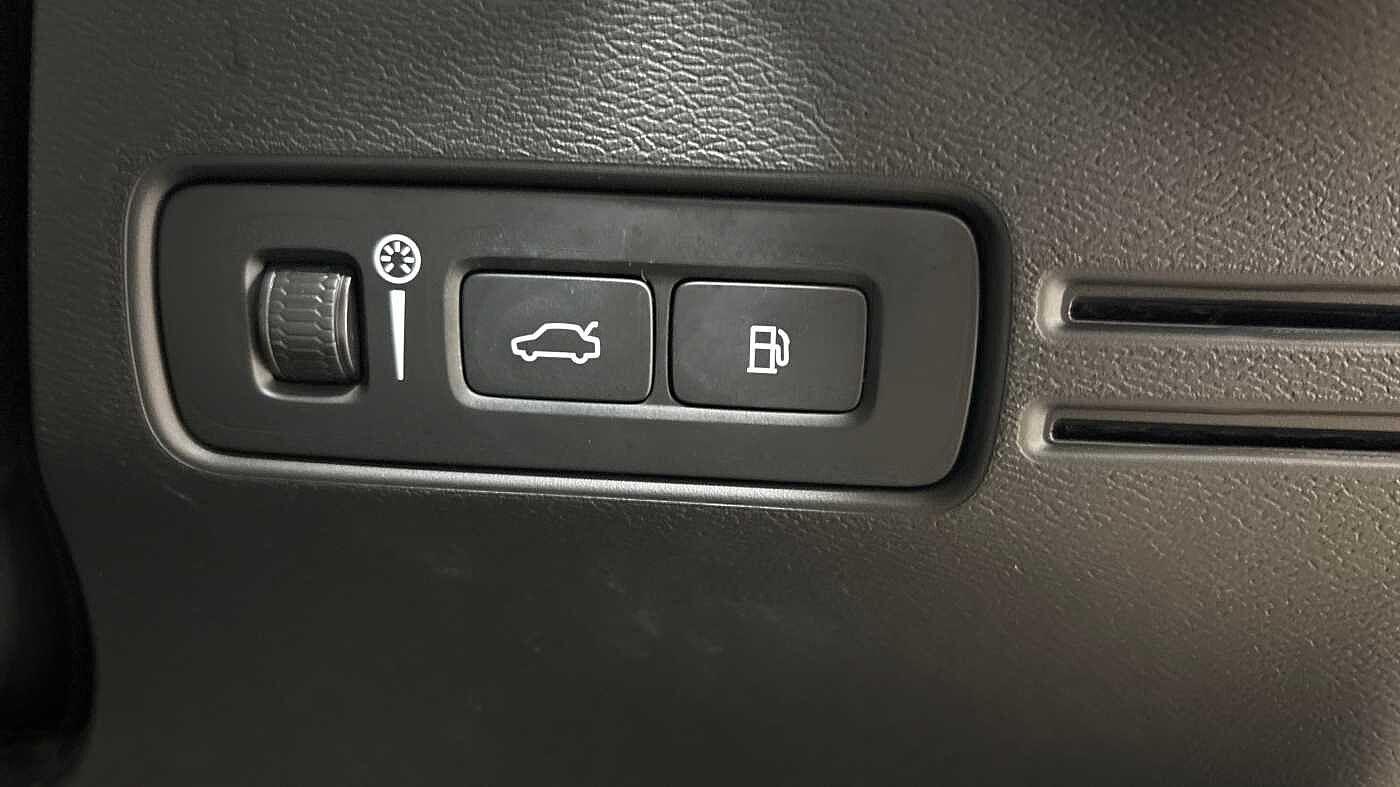 Used Volvo XC40 2022 for sale - 77218285: Photo 27