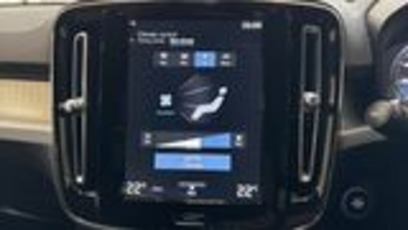 Used Volvo XC40 2022 for sale - 77218285: Photo 36