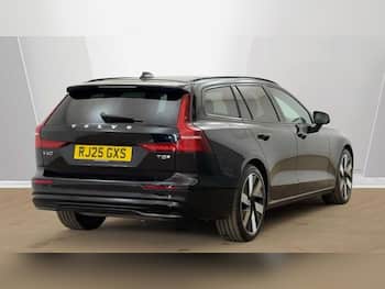 Used Volvo V60 2025 for sale - 79623129: Photo