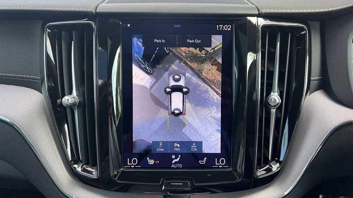 Used Volvo XC60 2020 for sale - 76458560: Photo 9