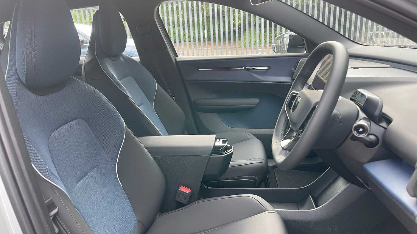 Used Volvo EX30 2025 for sale - 76716738: Photo 7