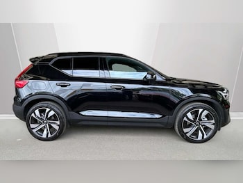 Used Volvo XC40 2025 for sale - 75590426: Photo
