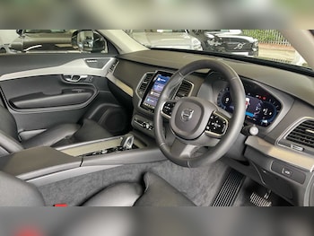 Used Volvo XC90 2022 for sale - 75340740: Photo