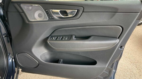 Used Volvo XC60 2025 for sale - 75104183: Photo 24
