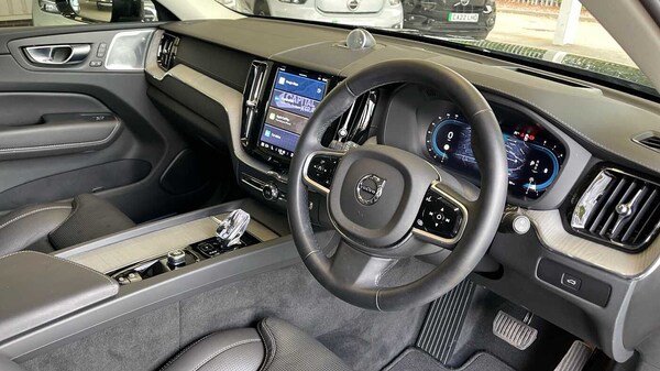 Used Volvo XC60 2025 for sale - 75104183: Photo 4