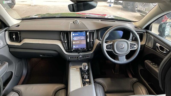 Used Volvo XC60 2025 for sale - 75104183: Photo 5