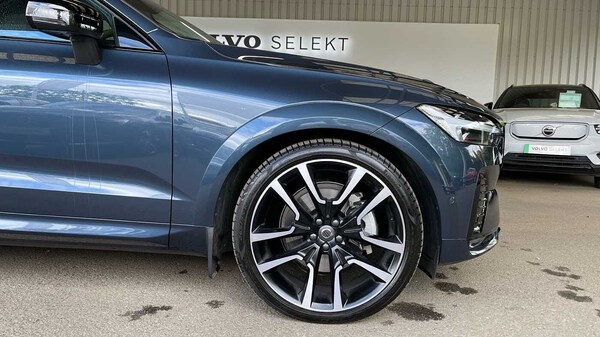 Used Volvo XC60 2025 for sale - 75104183: Photo 9