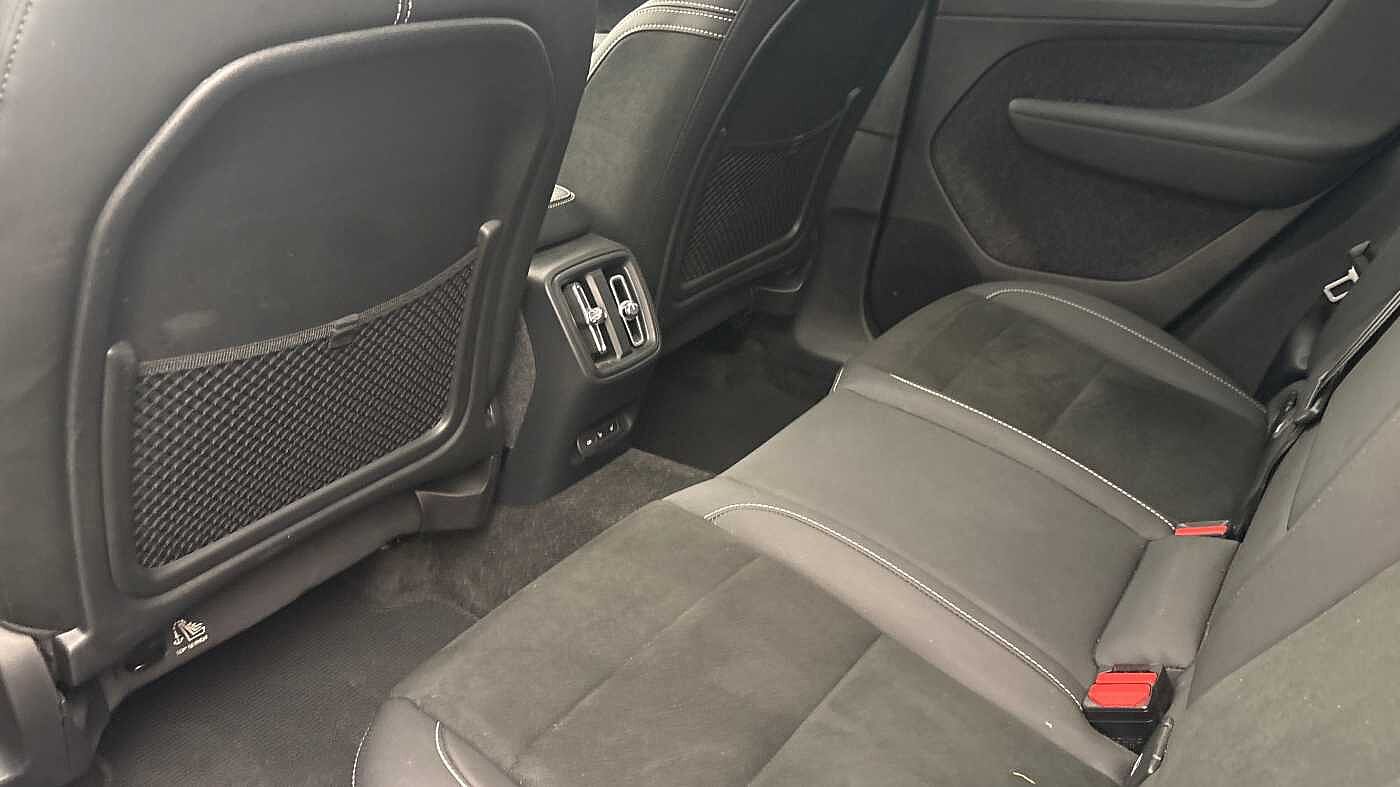 Used Volvo XC40 2023 for sale - 78036182: Photo 7