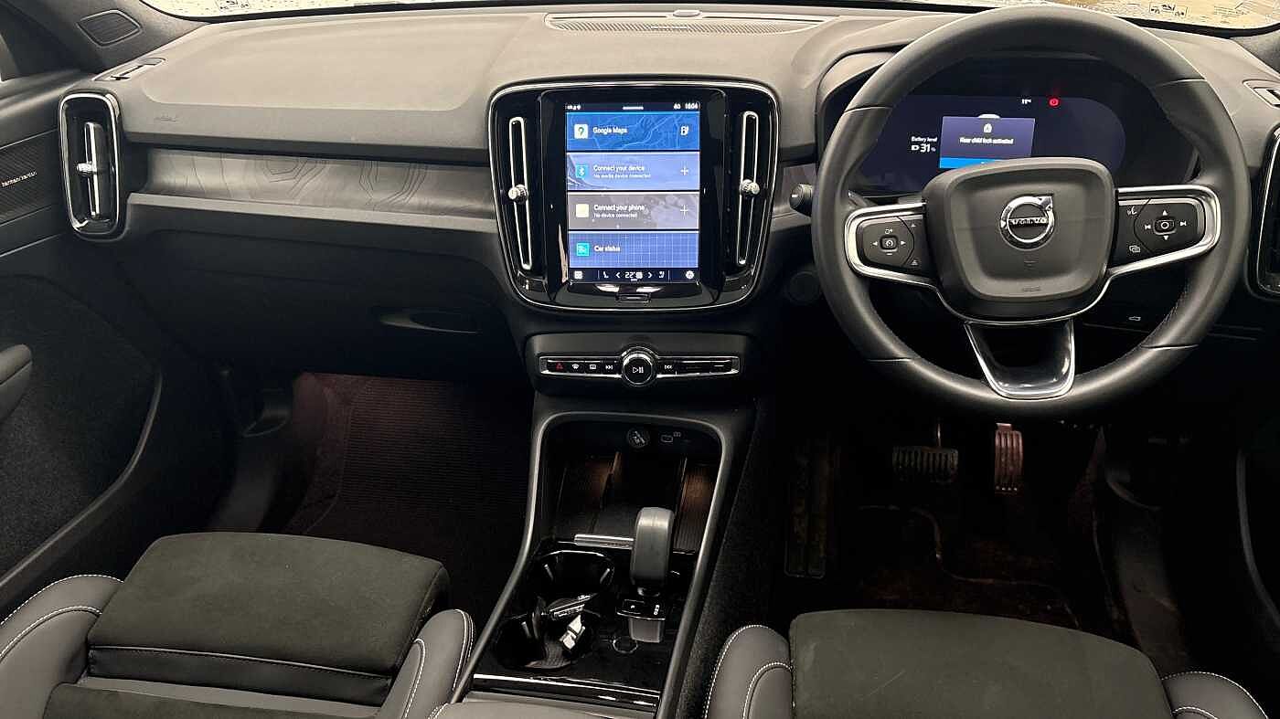 Used Volvo XC40 2023 for sale - 78036182: Photo 8