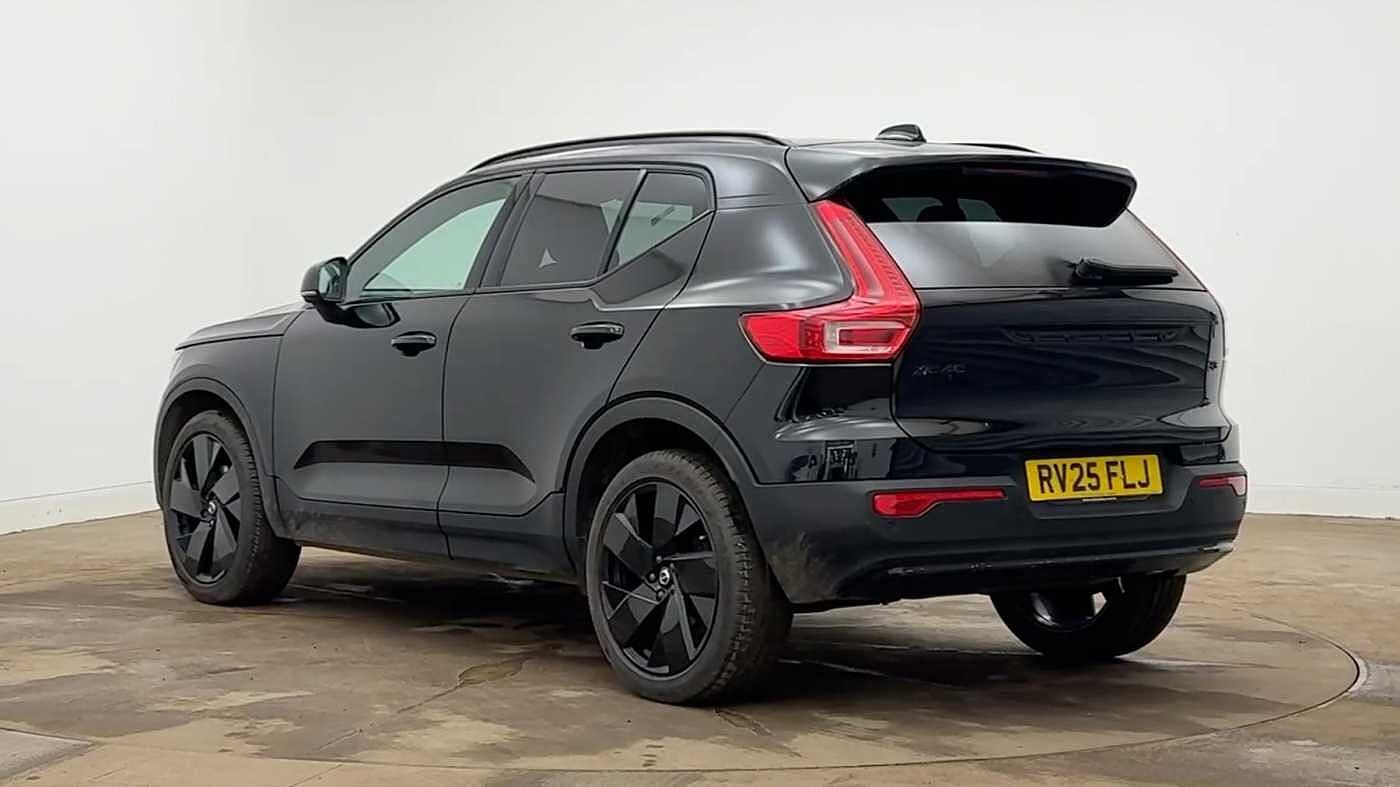 Used Volvo XC40 2025 for sale - 77755109: Photo 3