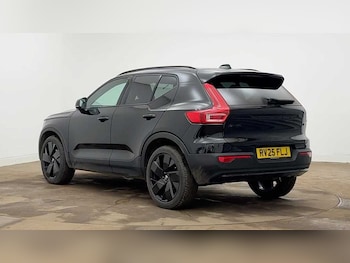 Used Volvo XC40 2025 for sale - 77755109: Photo