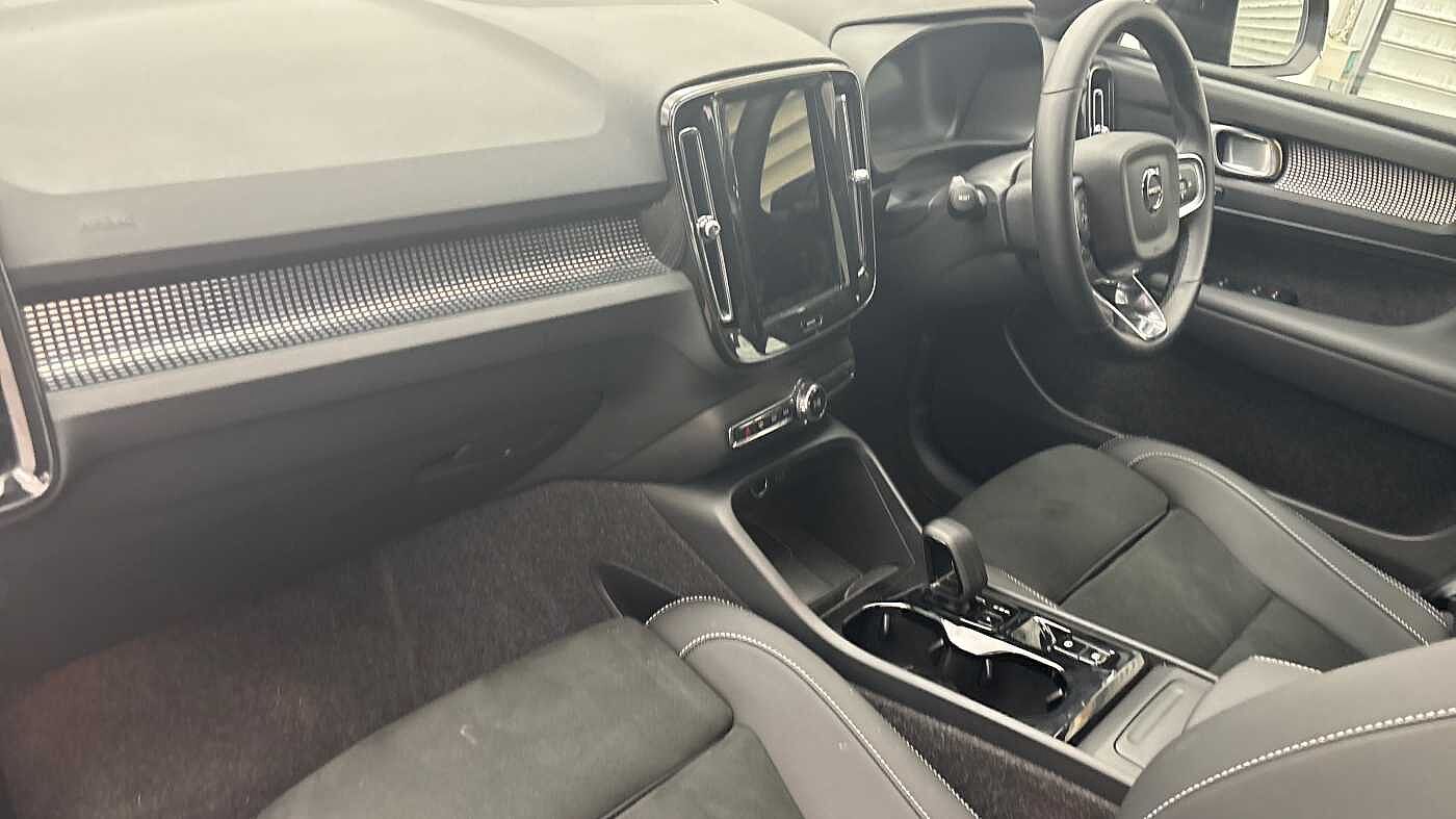 Used Volvo XC40 2025 for sale - 77755109: Photo 6