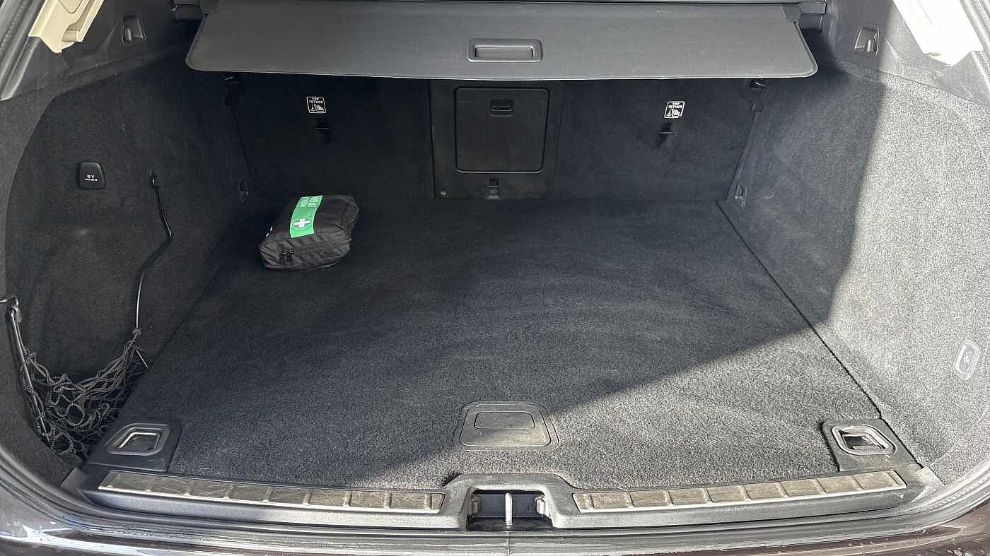 Used Volvo XC60 2023 for sale - 77525726: Photo 5