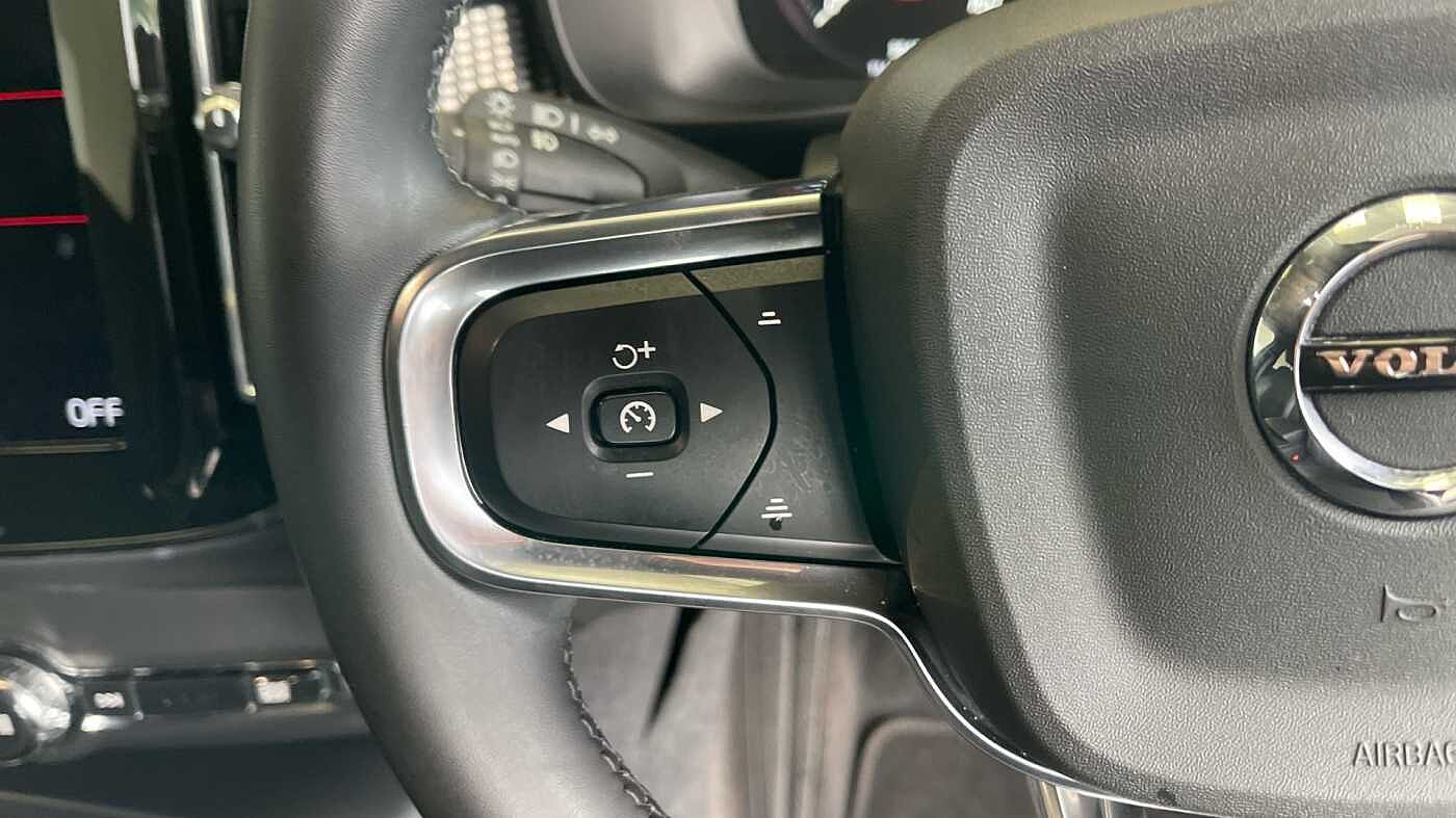 Used Volvo XC40 2021 for sale - 76327830: Photo 17