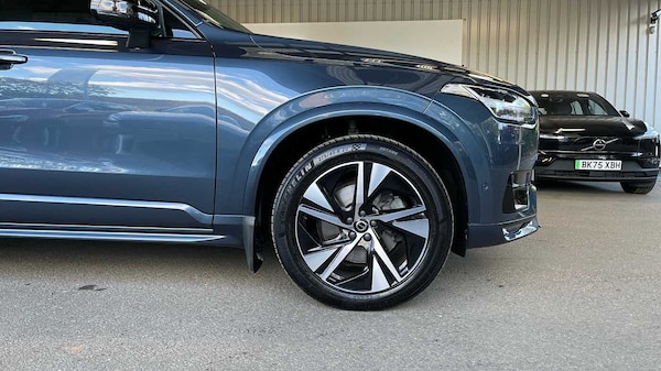 Used Volvo XC90 2023 for sale - 76315666: Photo 9