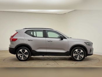 Used Volvo XC40 2025 for sale - 78879995: Photo