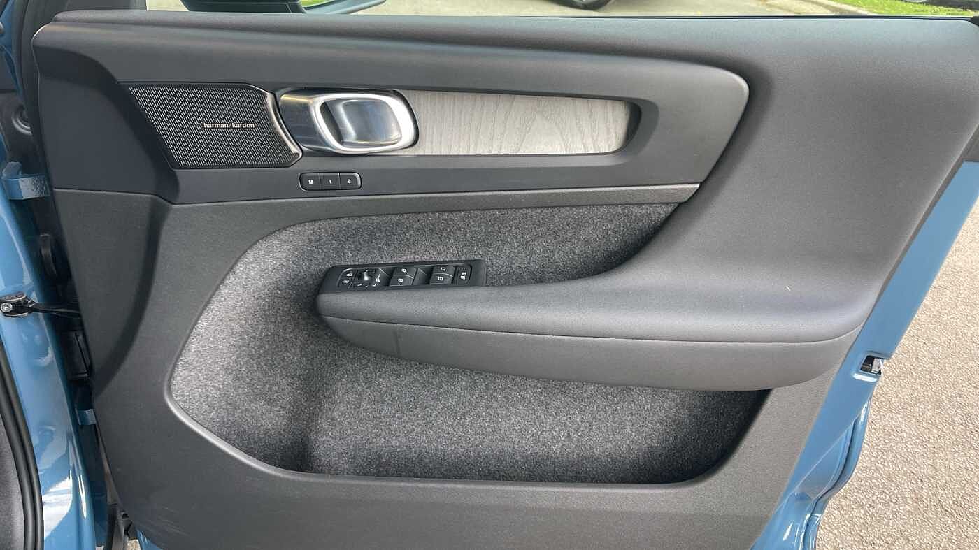 Used Volvo XC40 2022 for sale - 76073763: Photo 24