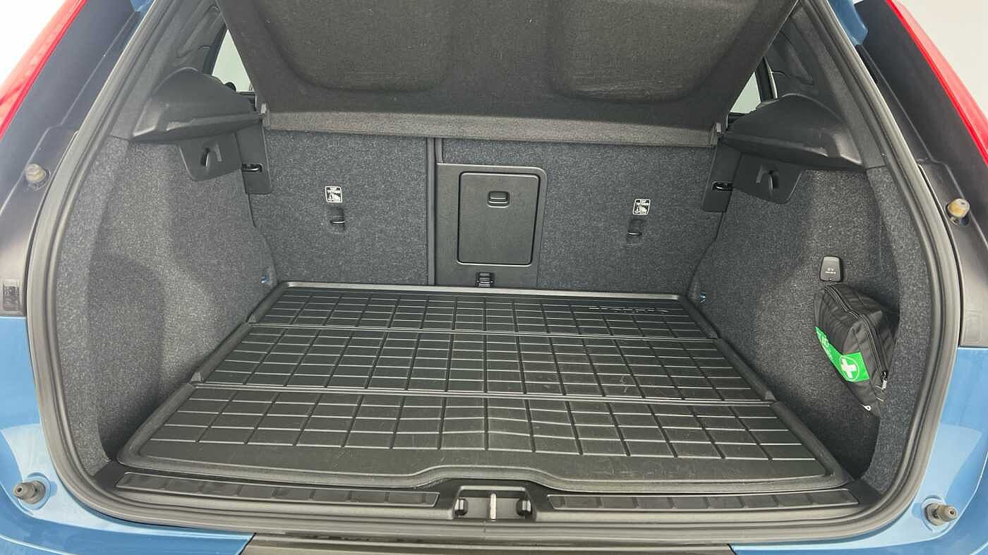 Used Volvo XC40 2022 for sale - 76073763: Photo 5