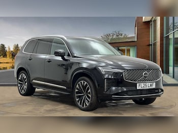 2025 (25) - 2.0 T8 PHEV Ultra Dark 5dr AWD Geartronic