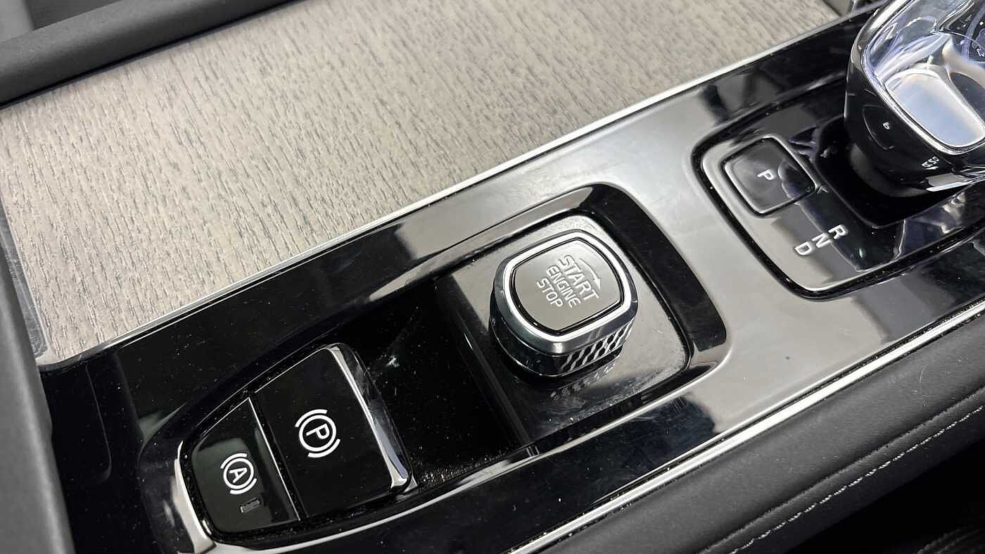 Used Volvo XC90 2025 for sale - 76670994: Photo 32