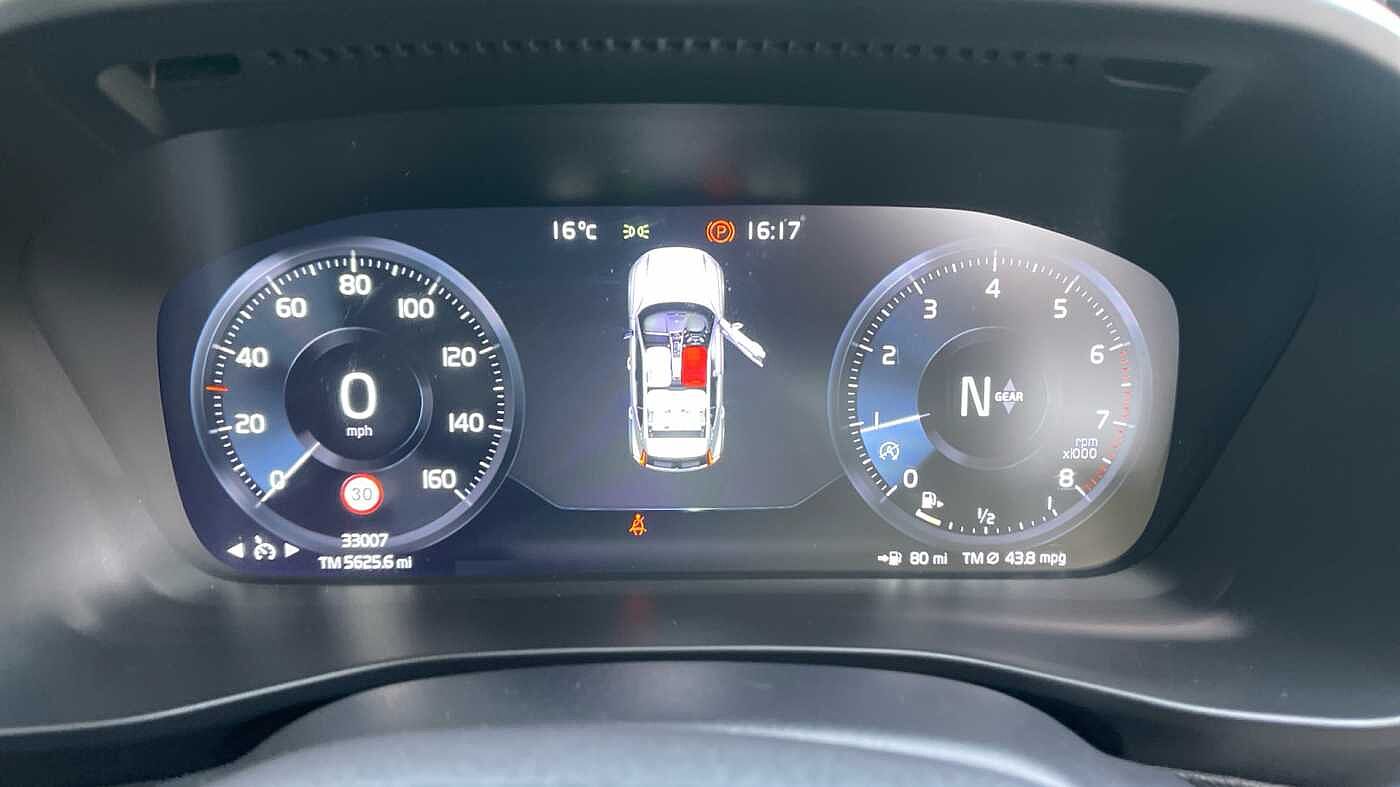 Used Volvo XC40 2022 for sale - 76228879: Photo 11