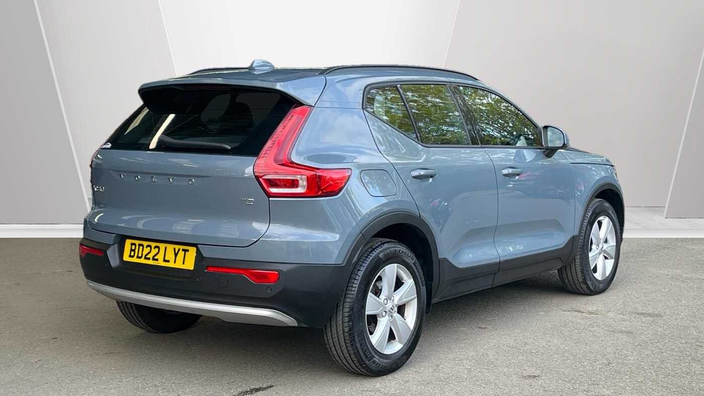 Used Volvo XC40 2022 for sale - 76228879: Photo 2