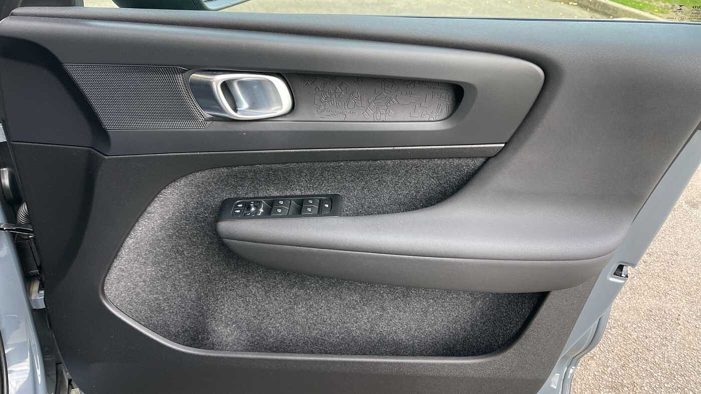 Used Volvo XC40 2022 for sale - 76228879: Photo 22