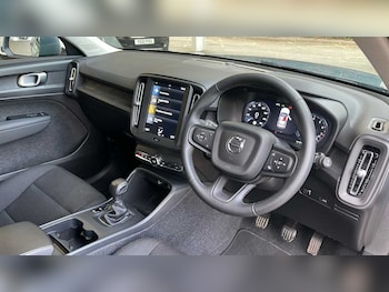 Used Volvo XC40 2022 for sale - 76228879: Photo