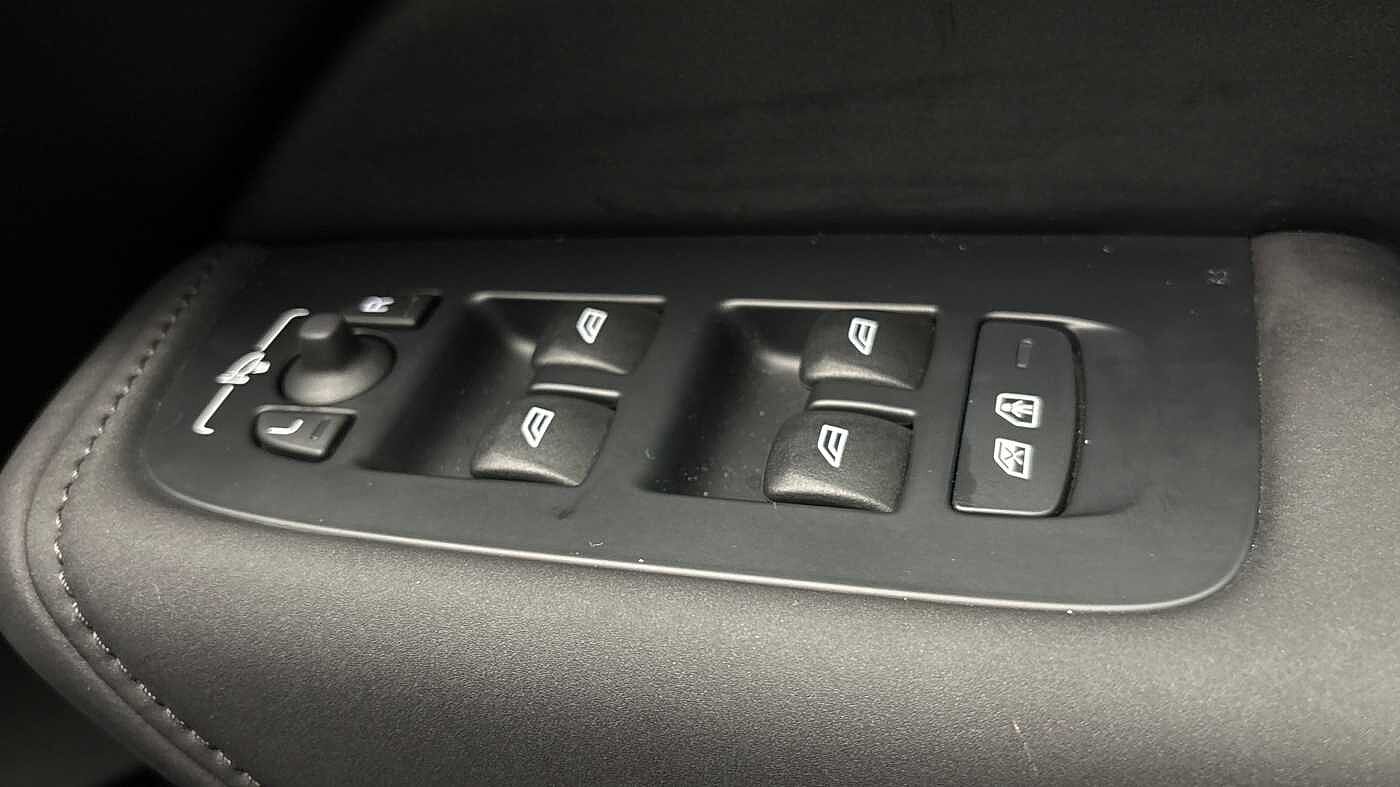 Used Volvo XC60 2025 for sale - 77575962: Photo 23