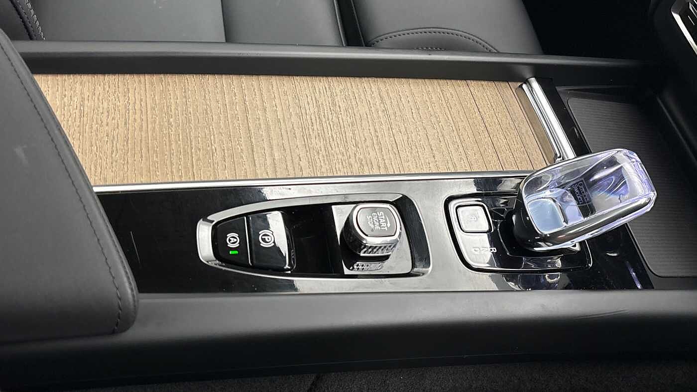 Used Volvo XC60 2025 for sale - 77575962: Photo 30