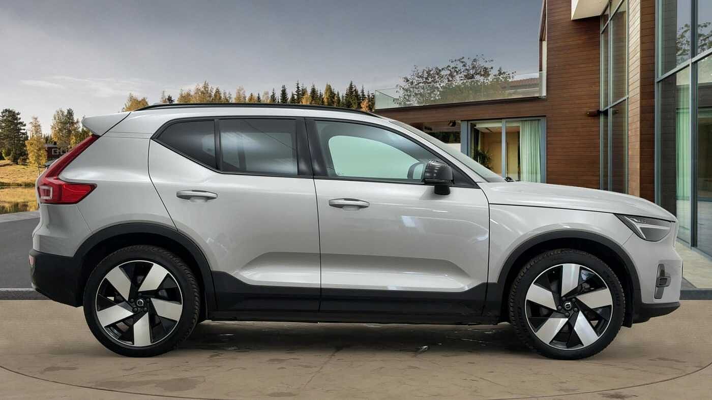 Used Volvo XC40 2022 for sale - 76474530: Photo 2