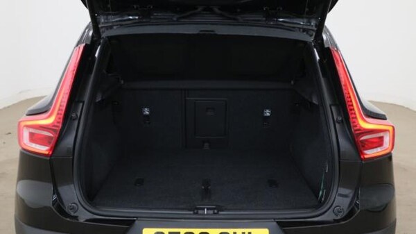 Used Volvo XC40 2022 for sale - 75671434: Photo 13