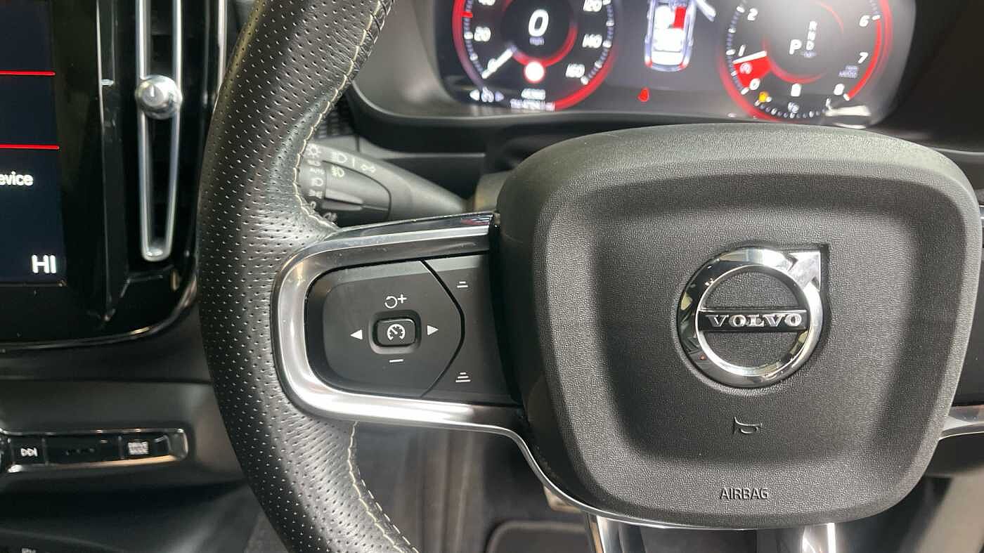 Used Volvo XC40 2021 for sale - 76216690: Photo 17