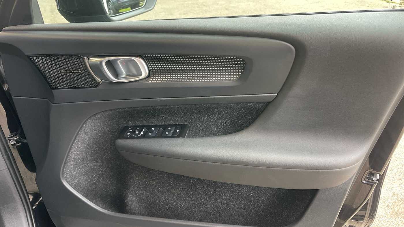 Used Volvo XC40 2021 for sale - 76216690: Photo 23