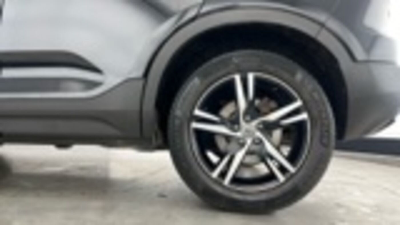 Used Volvo XC40 2021 for sale - 76216690: Photo 4