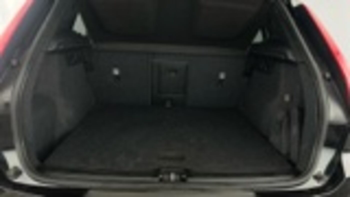 Used Volvo XC40 2021 for sale - 76216690: Photo 5