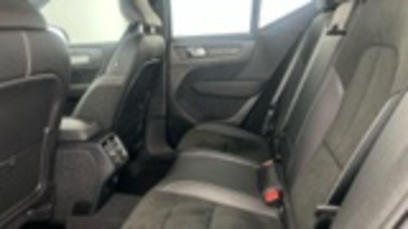 Used Volvo XC40 2021 for sale - 76216690: Photo 7