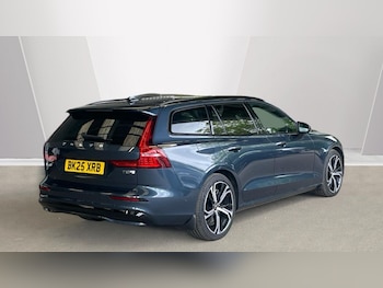 Used Volvo V60 2025 for sale - 75128423: Photo