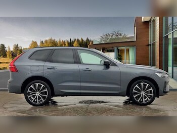 Used Volvo XC60 2023 for sale - 77470413: Photo